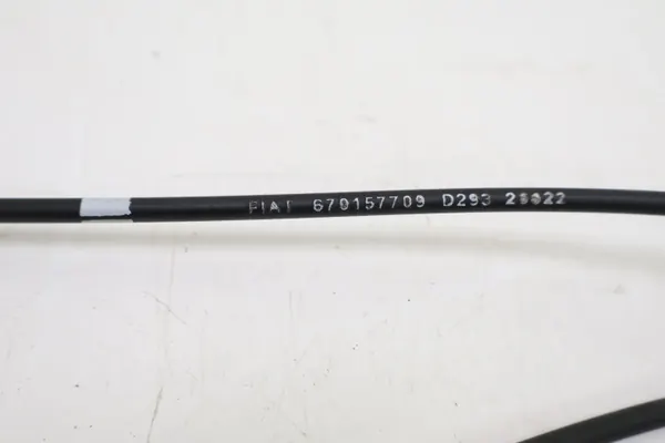 Verrou de capot Maserati Grecale OEM 670157709, D293 image 5