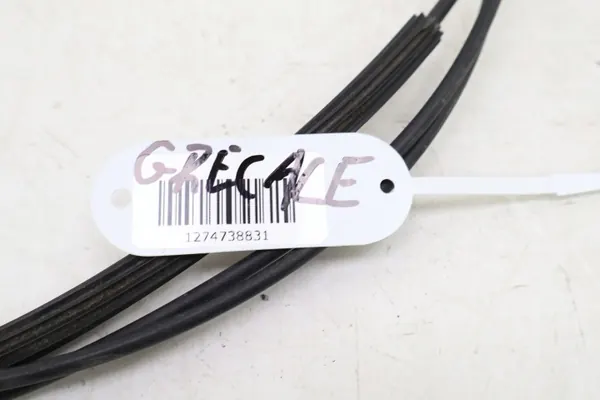 Verrou de capot Maserati Grecale OEM 670157709, D293 image 8