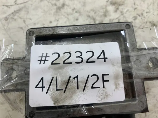 BMW E90 E60 E83 E87 Sytytystulppakontrolleri OEM 8591723 image 7