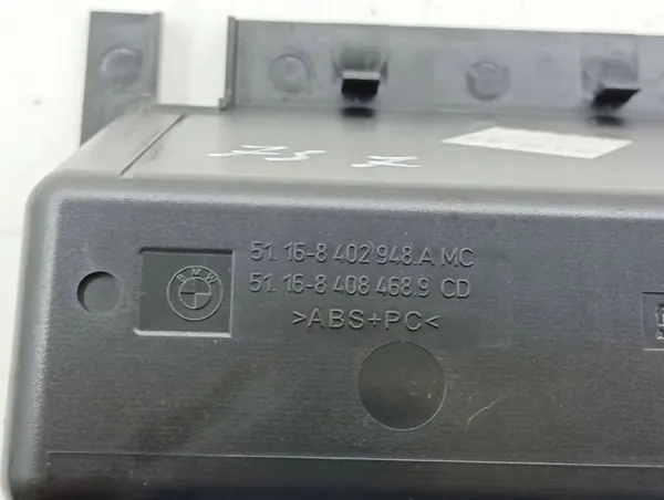 Bac de console centrale BMW X5 E53 2004 OEM 8402948 image 9