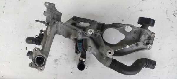 Alternator Bracket Mercedes W176 W246 CLA W117 1.8 CDI image 10