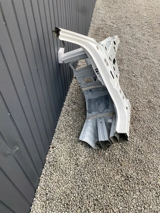 JEEP GRAND CHEROKEE WL PARE-CHOC AVANT DROIT image 6