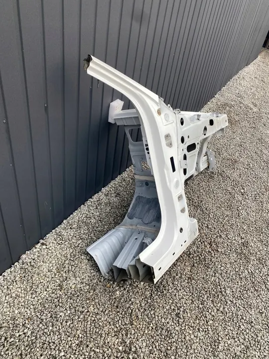 JEEP GRAND CHEROKEE WL PARE-CHOC AVANT DROIT image 7