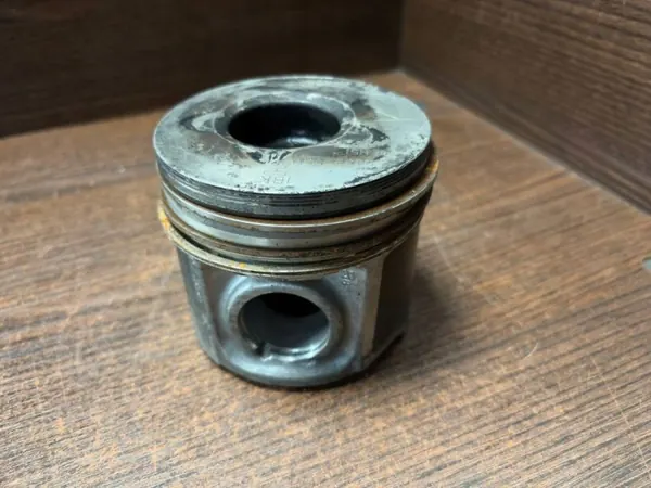 Piston Fiat Ducato OEM 500329789 - Occasion image 2
