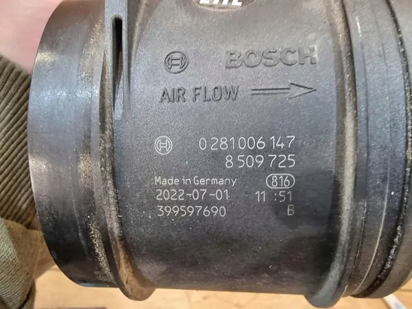Luftmassenmesser BMW E83 3.0D M57 OEM 8509725 image 2