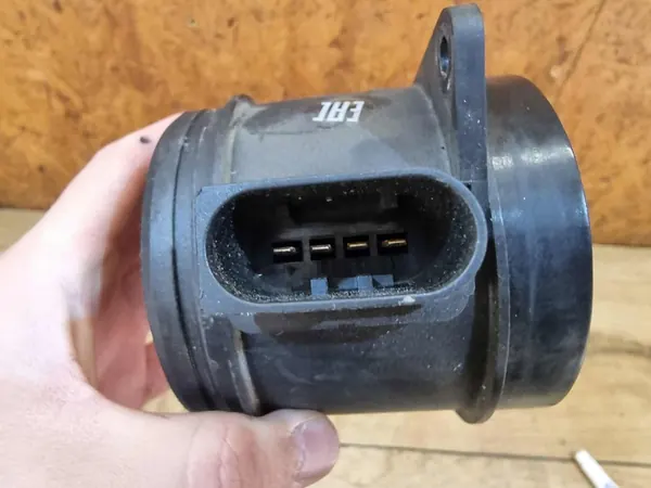 Luftmassenmesser BMW E83 3.0D M57 OEM 8509725 image 3