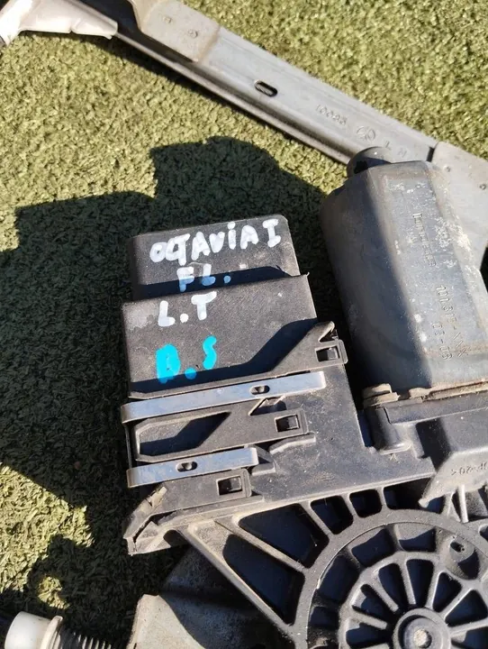 Regulador de janela traseira esquerda SKODA OCTAVIA I FL image 2