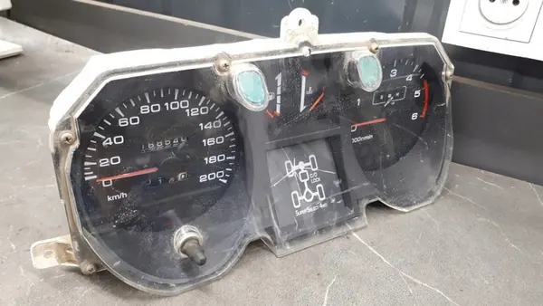 Mitsubishi Pajero II 2.8 TD Speedometer MR298409566 image 3