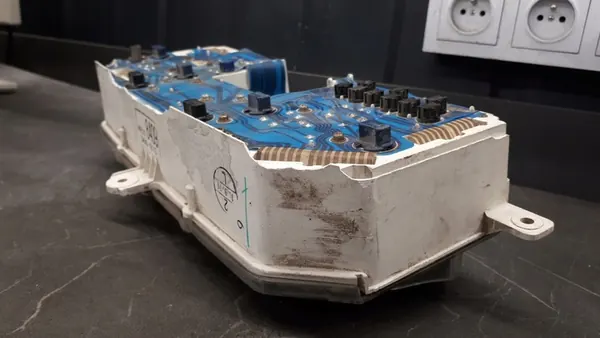 Mitsubishi Pajero II 2.8 TD Speedometer MR298409566 image 6