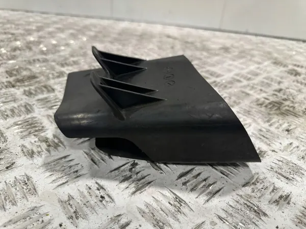 OEM 84781211 Jarrun jäähdytysilmanotto Corvette C8 image 4