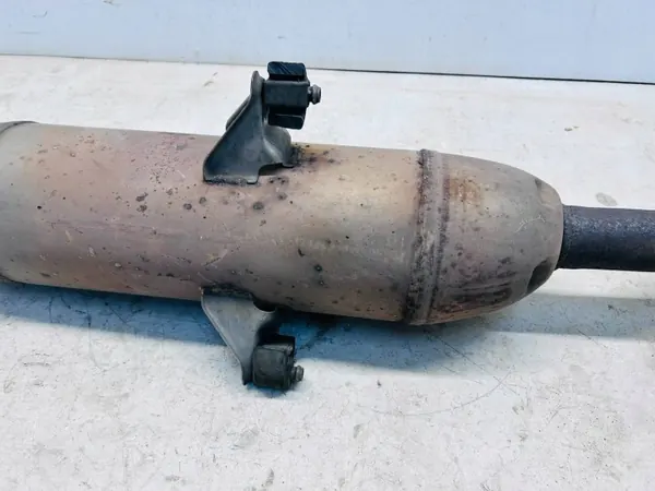 OEM OYT26165 Auris II 1.4 D4D Midden Uitlaatdemper image 8