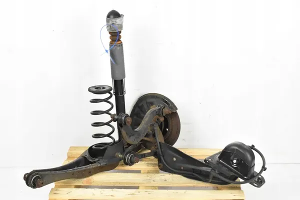 Mozzo ruota posteriore sinistro 5Q0505435F Audi A3 8V image 2