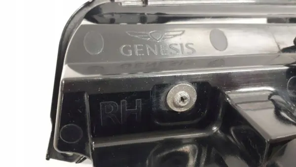 Genesis G80 2020-2024 Oikea Peruutusvalo OEM 924A4-T1100 image 4