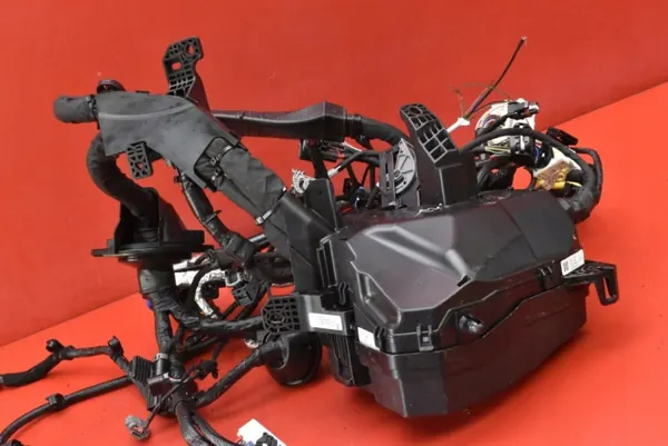 Faisceau de câbles moteur OEM 919A5-BE013 image 3