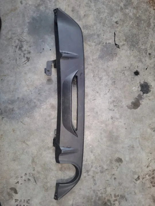 Spoiler de coffre OEM CXY185 pour Peugeot 208 II image 2