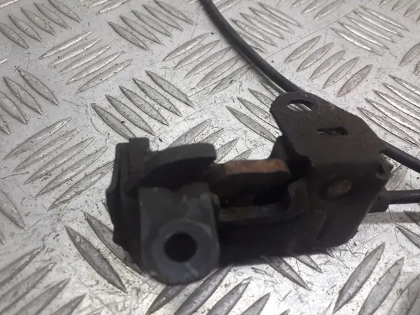 Hood Release Cable Mercedes C-Class W204 1.8 Compressor A2048800059 image 2