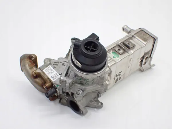 Soupape EGR Refroidisseur OEM 059131511EK Audi A8 D5 image 3