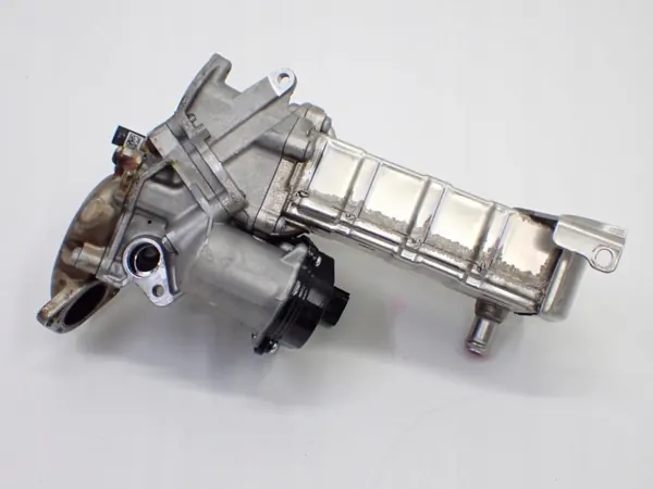 Soupape EGR Refroidisseur OEM 059131511EK Audi A8 D5 image 5