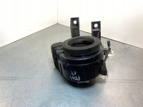 Ventilador de batería Toyota G923047080 - Usado image 2