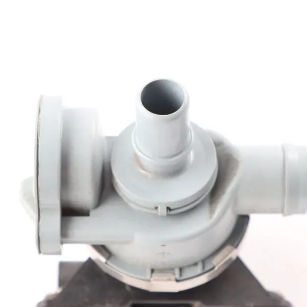 BMW Polttoainepaineensäädinventtiili OEM 7441833 image 5