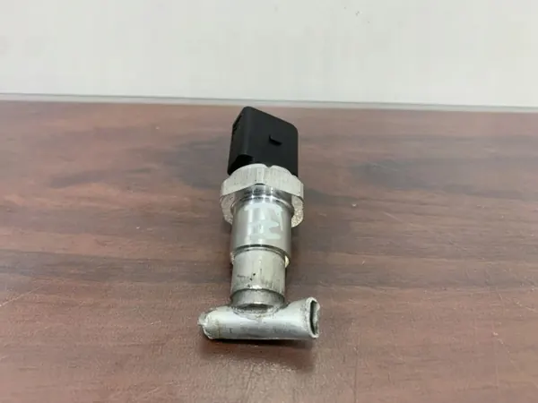 Klimadrucksensor Cupra OEM 4H0959126B - Gebraucht image 5
