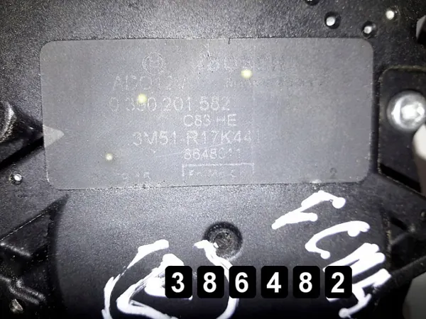 Motor limpiaparabrisas Ford OEM 3M51R17K441AB - Usado image 5