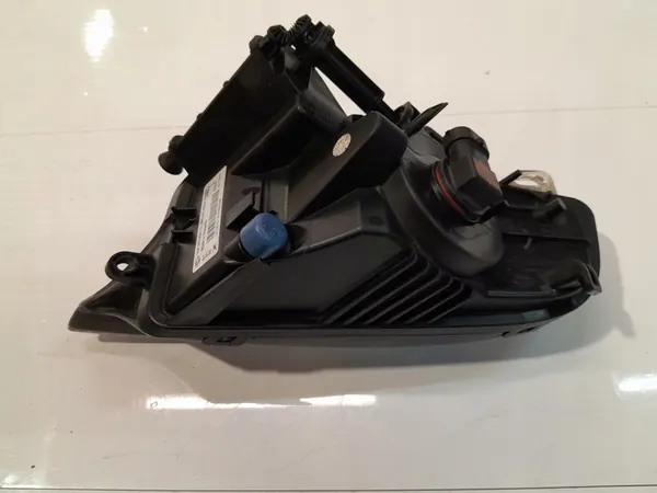 AUDI A3 8V Farol de neblina esquerdo 8V0941699B OEM image 4