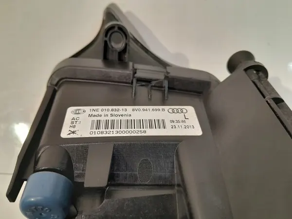 AUDI A3 8V Farol de neblina esquerdo 8V0941699B OEM image 5