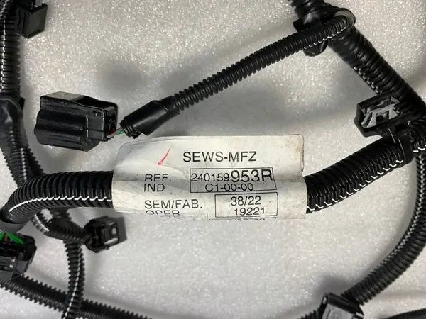 Lanterna de neblina traseira esquerda Renault Captur II 265855239R image 4