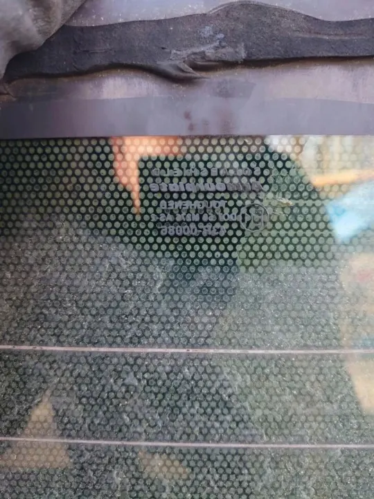 Renault Trafic II bakruta OEM II - Begagnad image 4