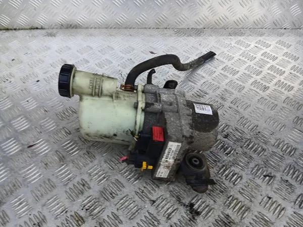 Bomba hidráulica Renault OE 491105358R image 7