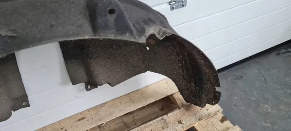 Audi Q5 SQ5 OEM 8R0810171C Vänster bak stänkskärm image 4
