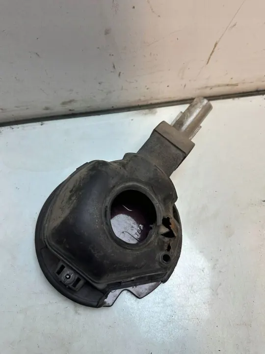 Fiat Doblo II Bränslelucka OEM 519211540 - Begagnad image 5