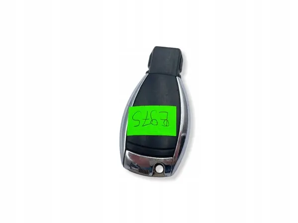 Chave Mercedes OEM UHP2261 - 3 Botões Prata Usada image 6