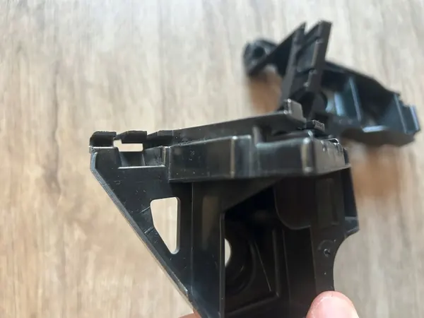 GOLF VII GTI LIFT 16-19 Deslizadores de para-choque traseiro L+R OEM image 10