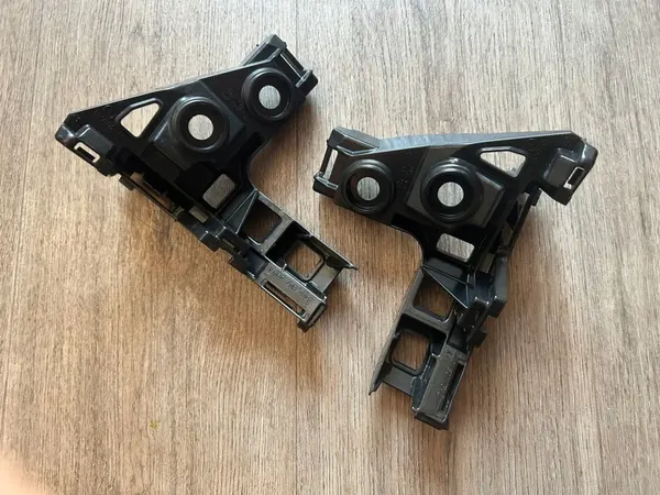 GOLF VII GTI LIFT 16-19 Deslizadores de para-choque traseiro L+R OEM image 3