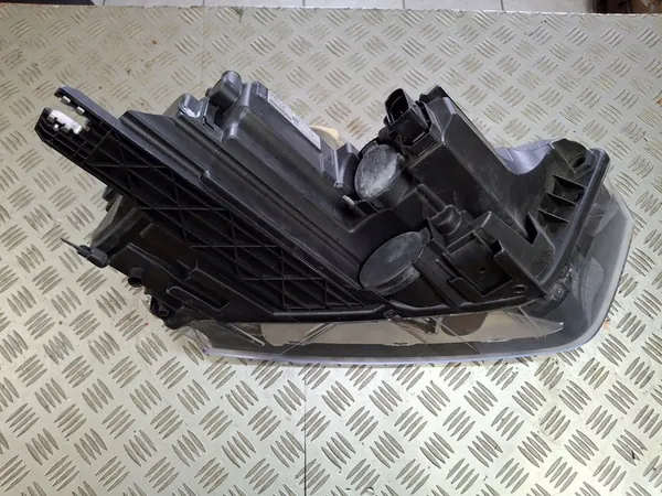 AUDI Q3 8U Faro Izquierdo 8U0941003M image 3