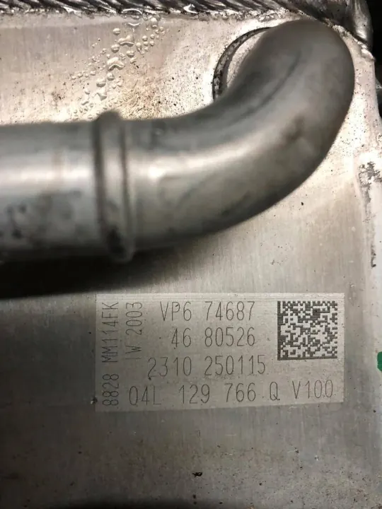 Colector de Admisión Skoda Octavia Mk3 OEM 04L129766Q image 6