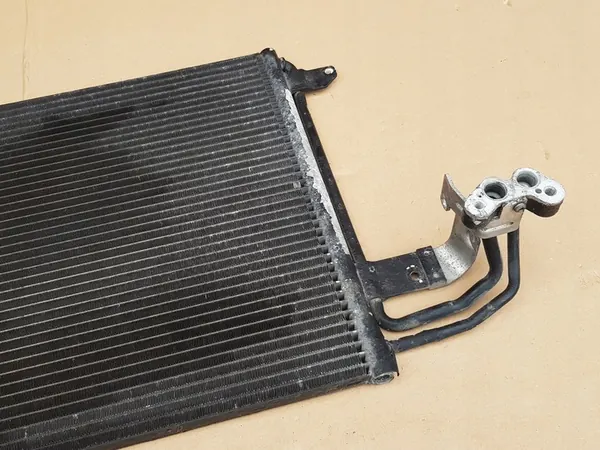 Ilmastointikondensaattori 1.6 MPI 2.0 TFSI 1.9 TDI 2.0 TDI 1K0820411 image 8