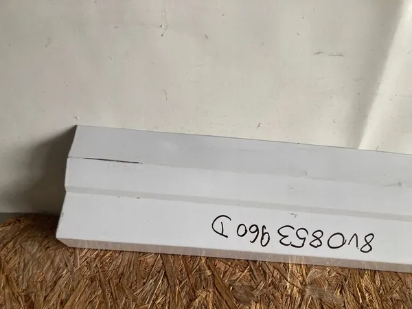 AUDI Q3 8U0 Front Right Wheel Arch Original image 2