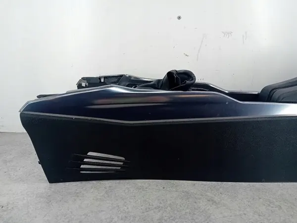 Túnel central OEM 9677871877 96784282ZD para Peugeot 2008 image 10