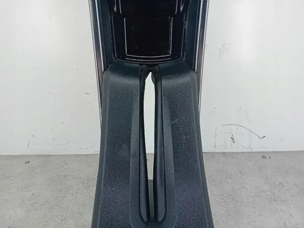 Túnel central OEM 9677871877 96784282ZD para Peugeot 2008 image 3
