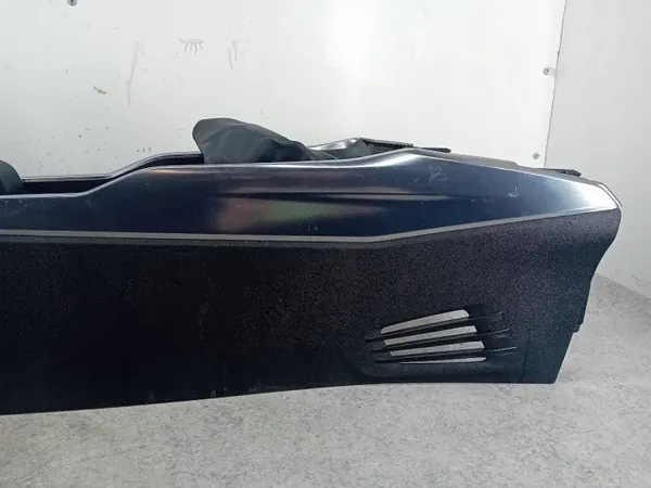 Túnel central OEM 9677871877 96784282ZD para Peugeot 2008 image 7