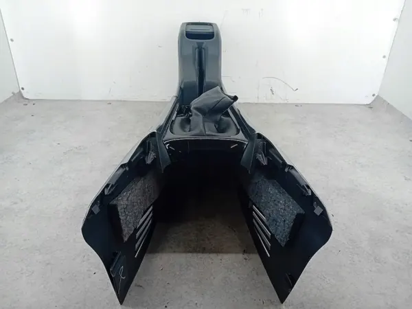 Túnel central OEM 9677871877 96784282ZD para Peugeot 2008 image 9