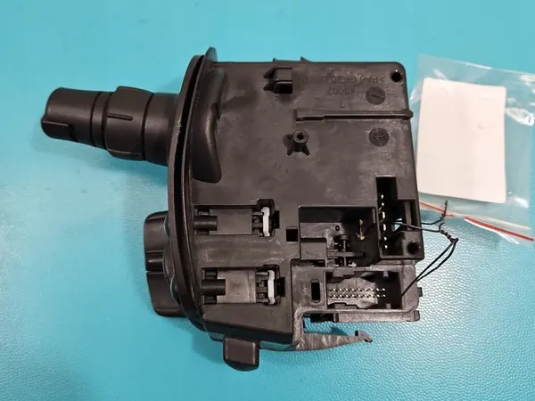 Ruitenwisser Schakelaar Renault Kangoo II 28474729 8201577528 image 5