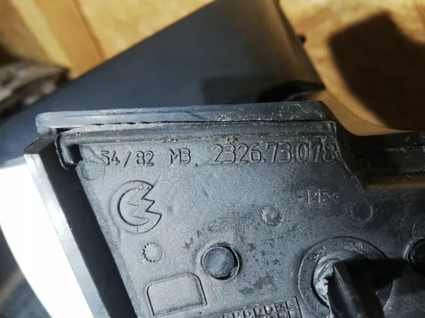 Oikea peili Peugeot 208 2012-2016 image 4