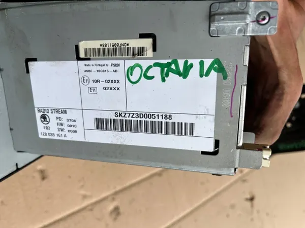Skoda Radio OEM 1Z0035161A för Octavia II 2004-2008 image 4