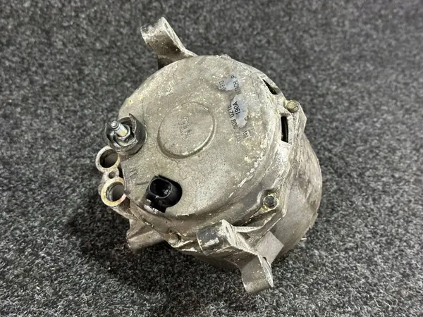 Volkswagen Touareg I Audi Q7 4L generaattori 07Z903021E image 3