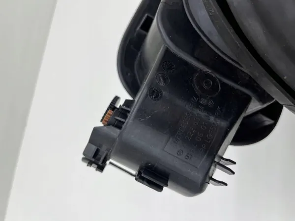 Mercedes W222 bränslelucka OEM A2226308403 - Begagnad image 9