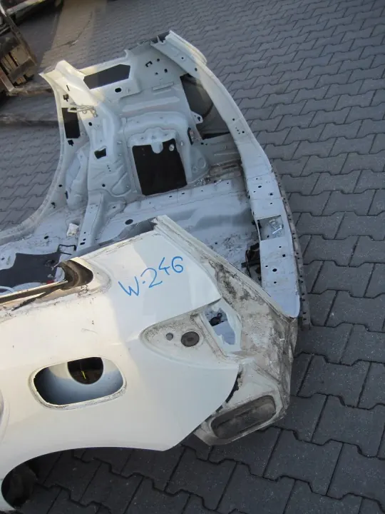 Panel de cuarto trasero OEM BŁOTNIK 246 B KLASA ĆWIARTKA image 5